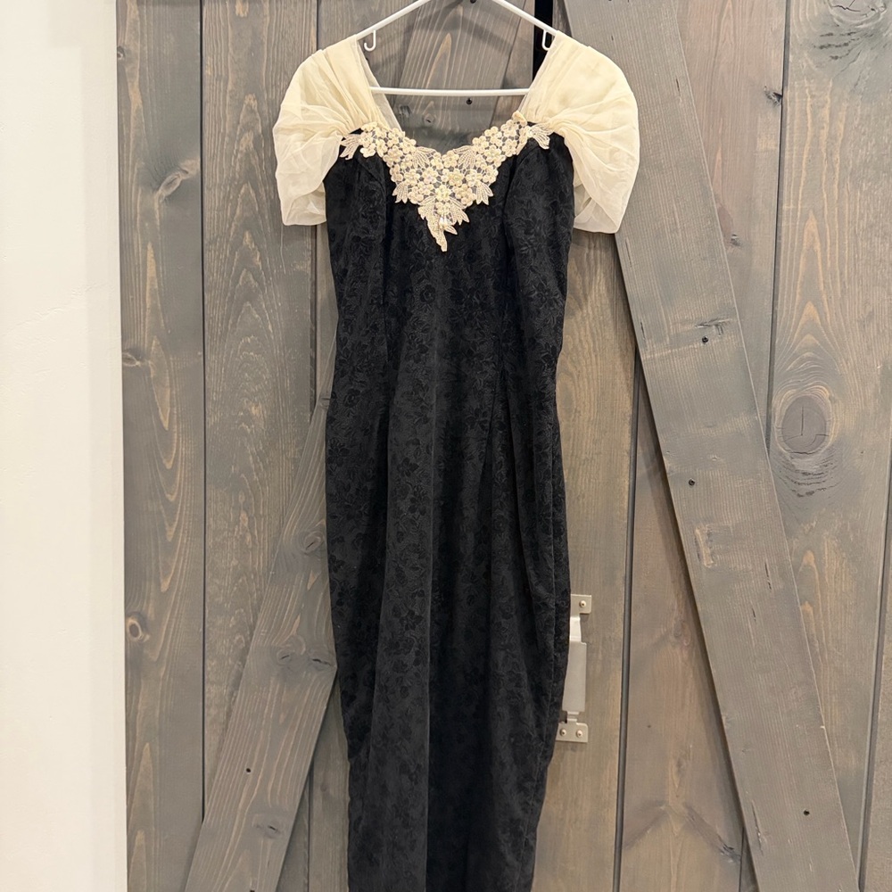 Vintage 1980’s black and white cocktail dress.